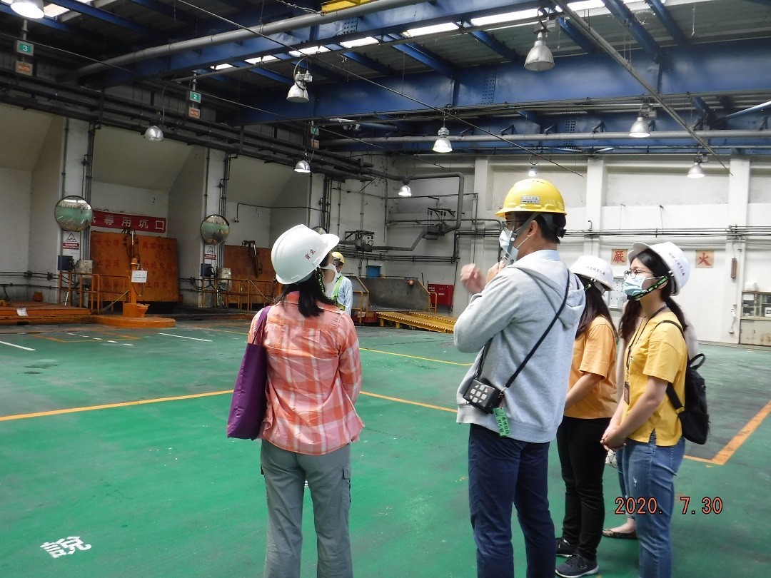 現場參觀-垃圾傾卸平台