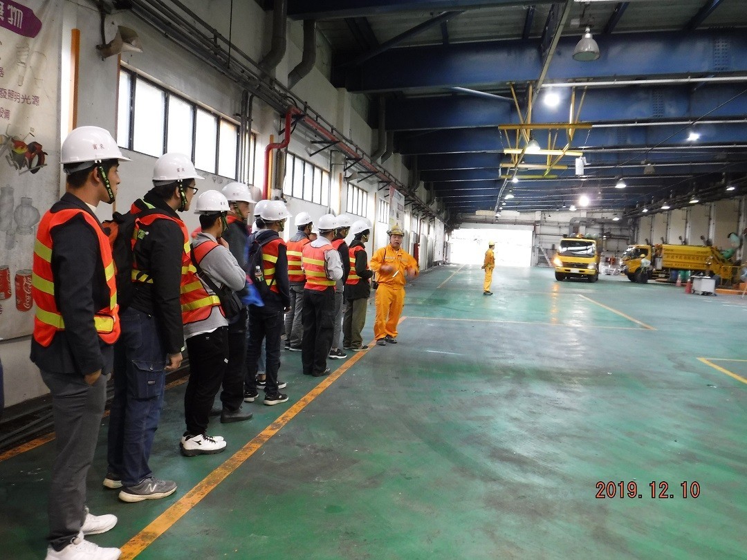 現場參觀-垃圾傾卸平台