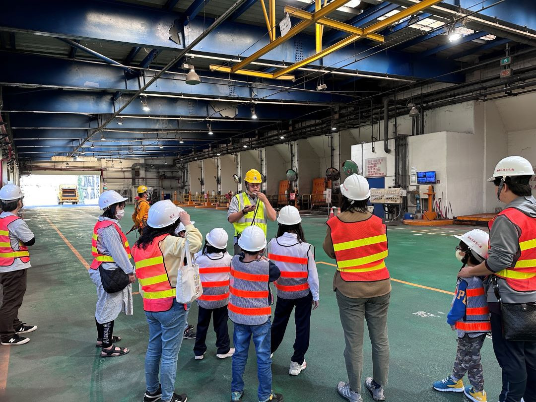 參觀垃圾傾卸平台