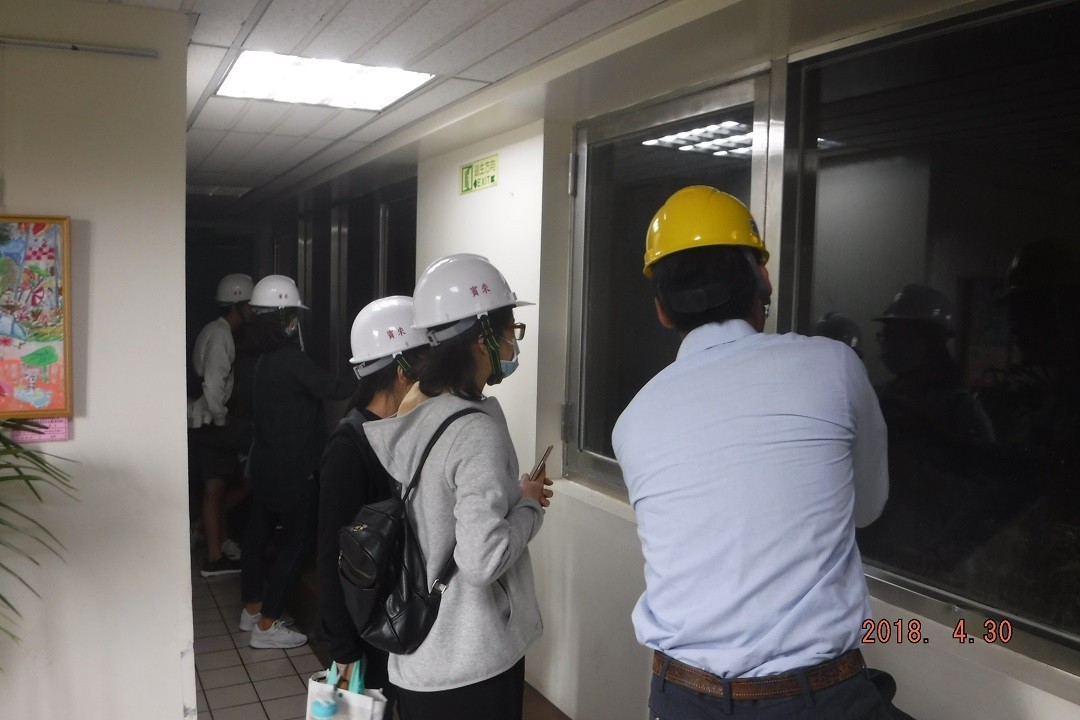 現場參觀-6樓參觀走道 