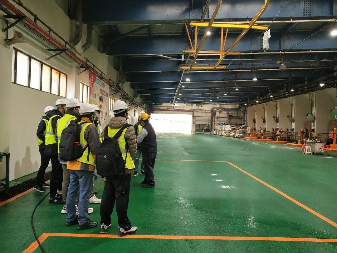 現場參觀-垃圾傾卸平台