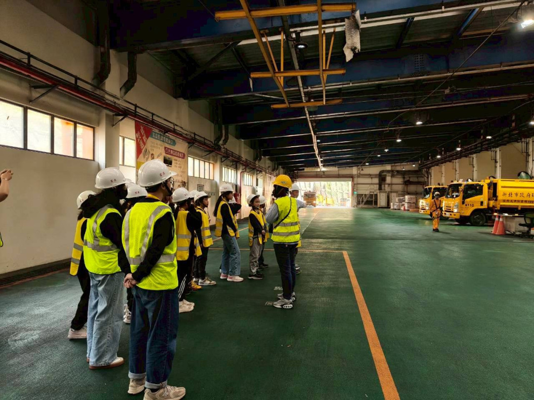 廠區導覽-垃圾傾卸平台